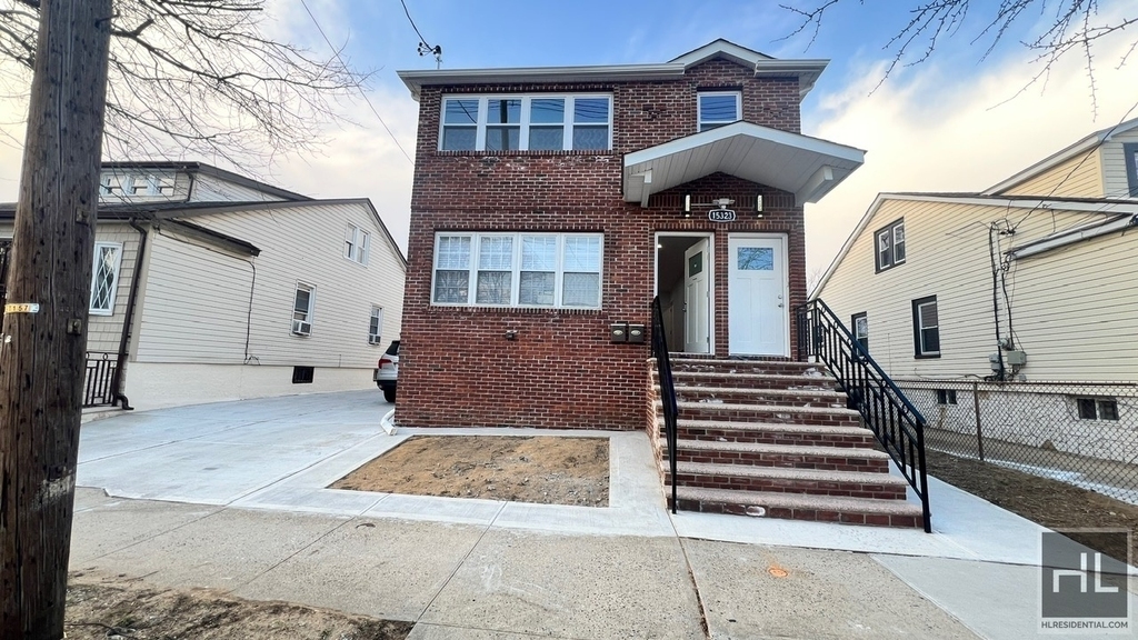 153-23 123 Avenue - Photo 13