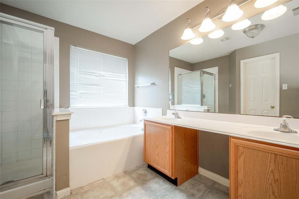 17219 Lilac Vale Court - Photo 19