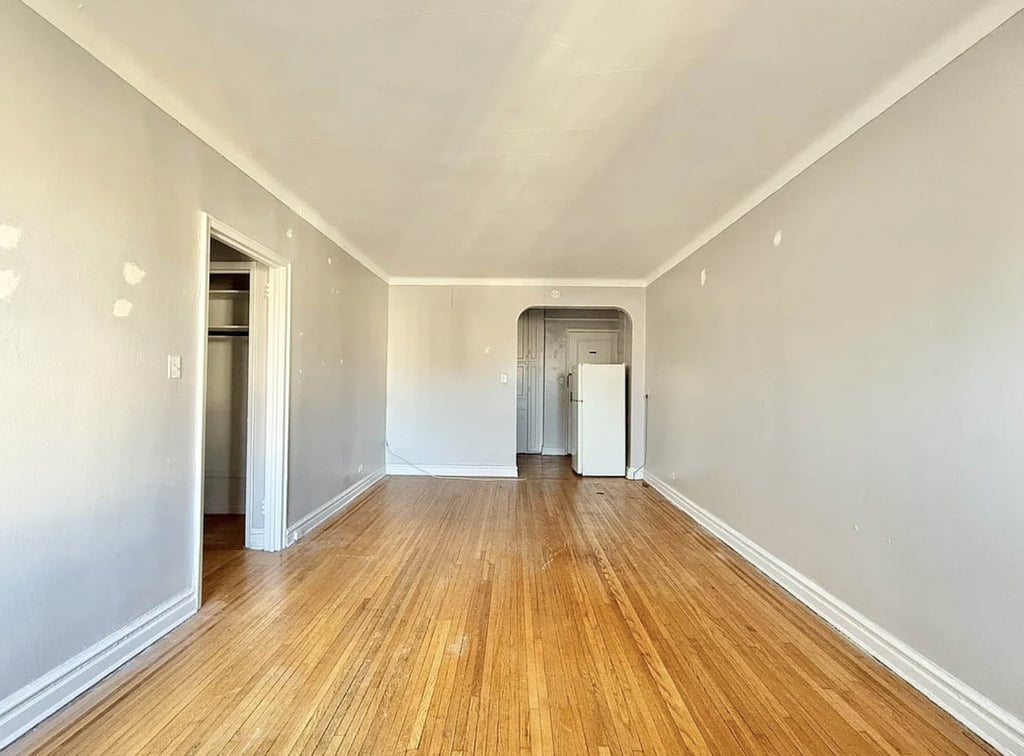 209 Underhill Avenue - Photo 0