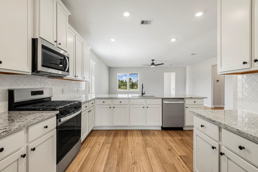 15761 Bayberry Trace Drive - Photo 6