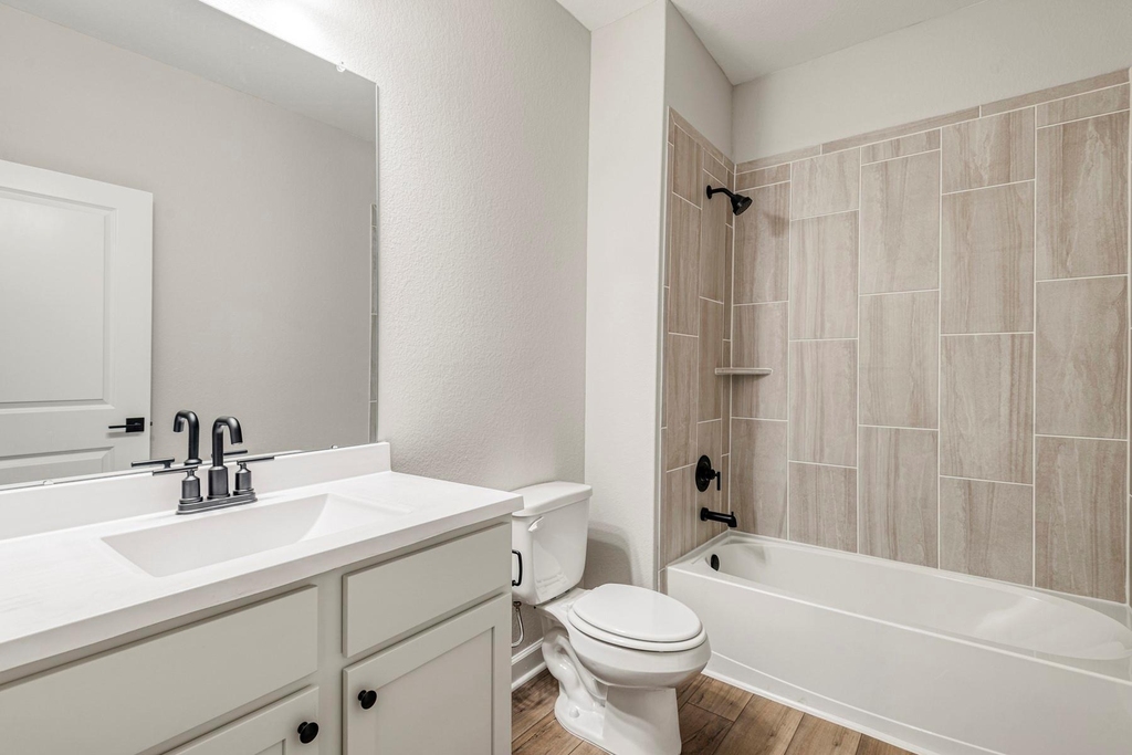15761 Bayberry Trace Drive - Photo 18