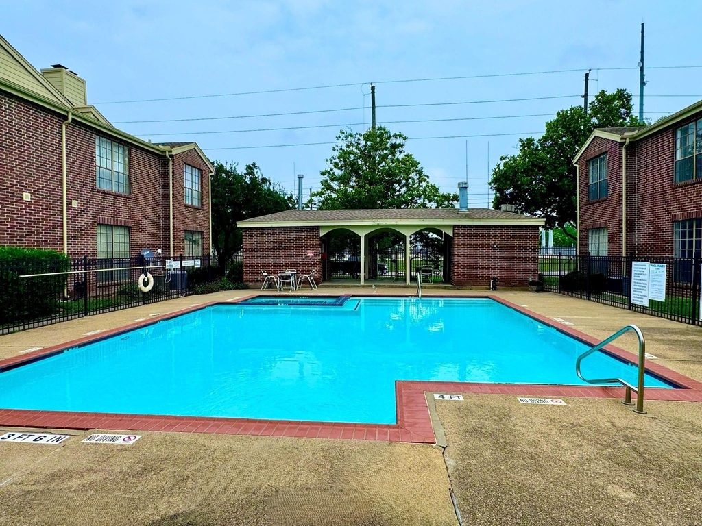 8055 Cambridge Street - Photo 19