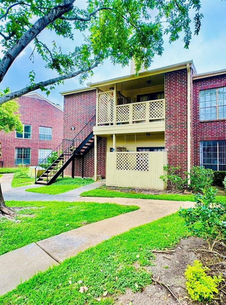 8055 Cambridge Street - Photo 1