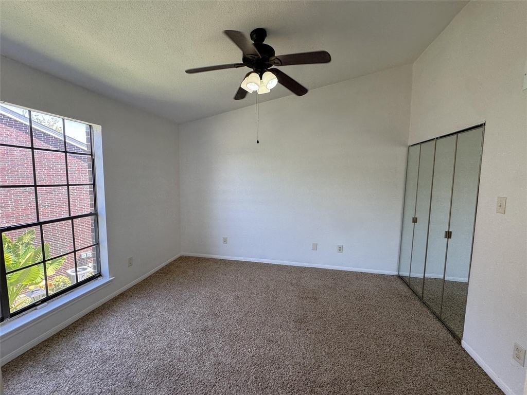 8055 Cambridge Street - Photo 7