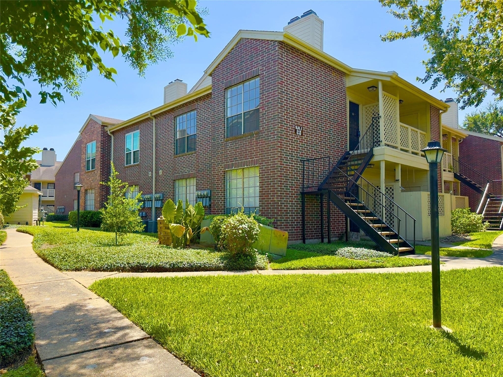 8055 Cambridge Street - Photo 21