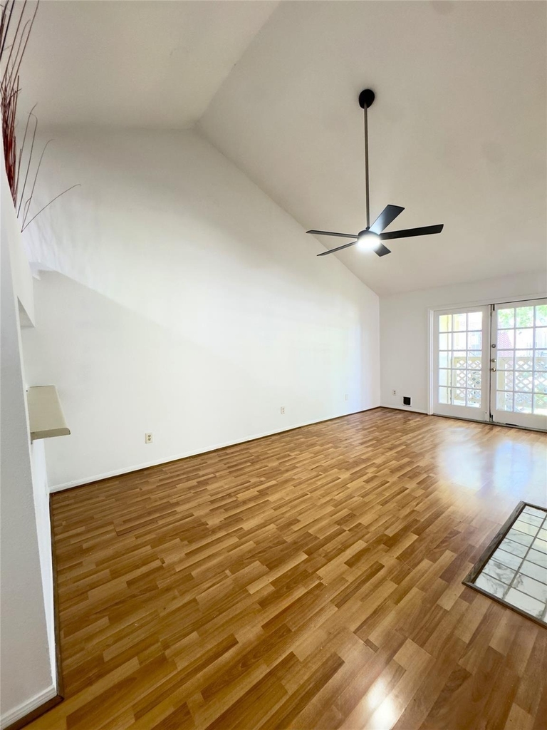 8055 Cambridge Street - Photo 5