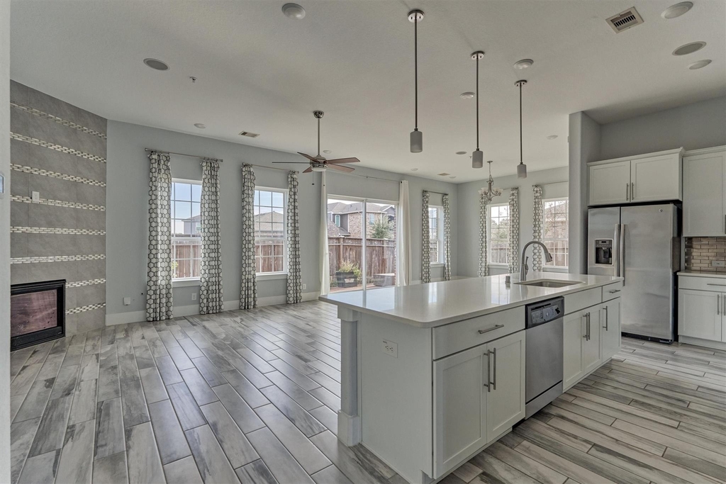 2113 Solstice Boulevard - Photo 13
