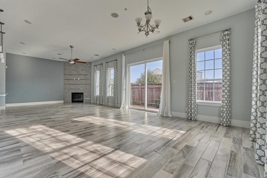 2113 Solstice Boulevard - Photo 17