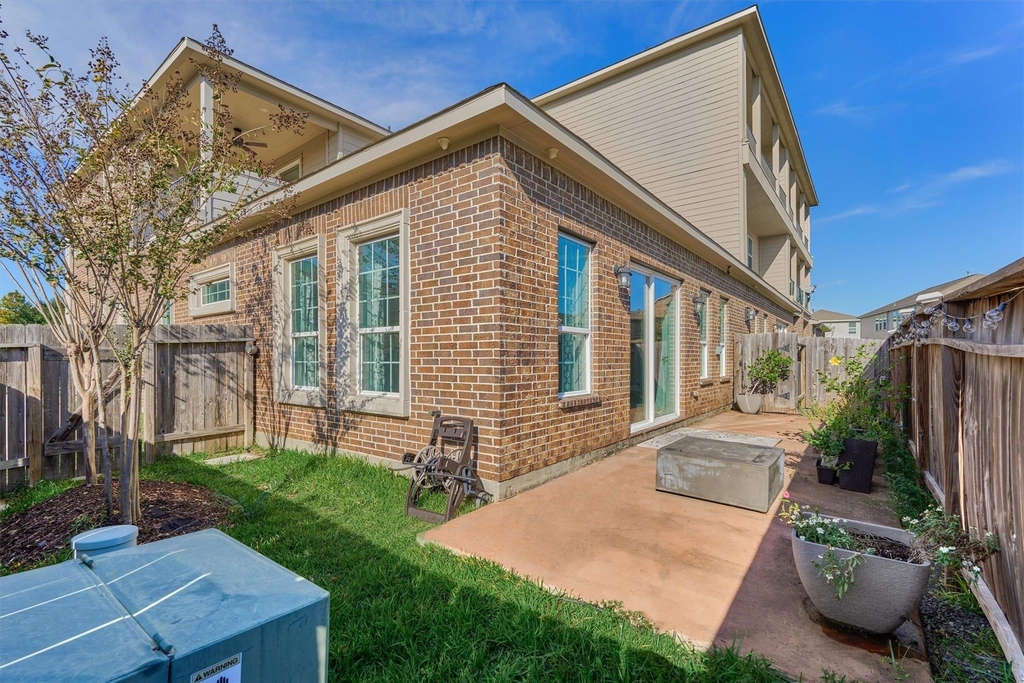 2113 Solstice Boulevard - Photo 46