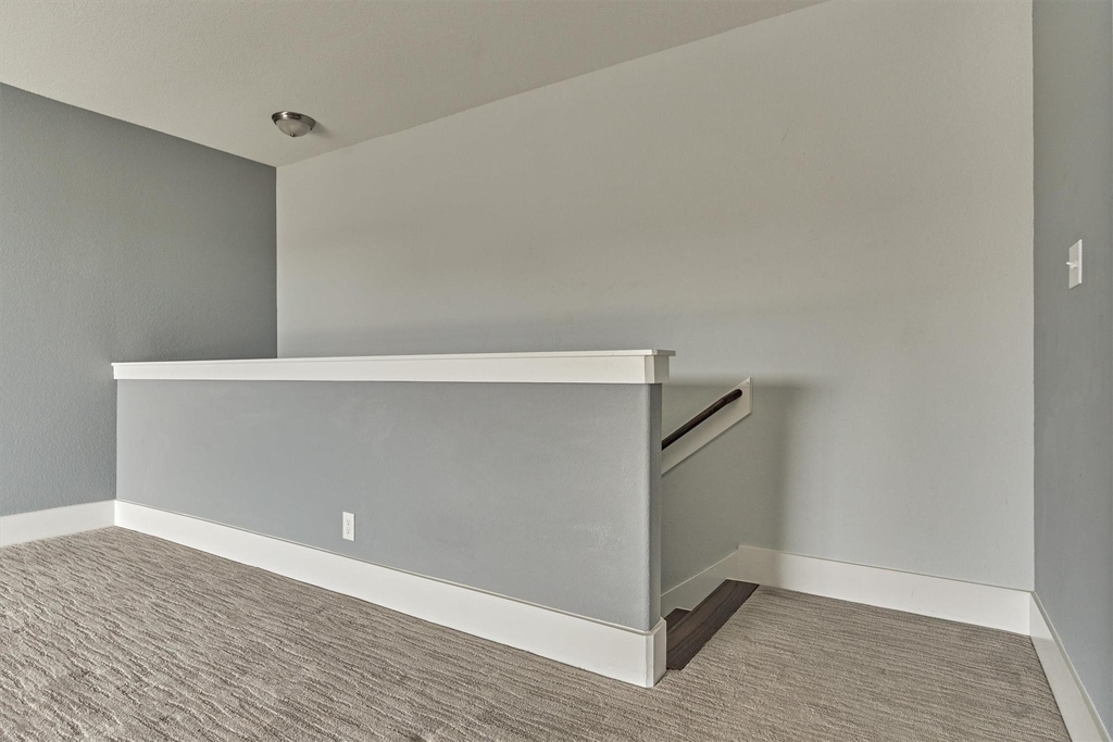2113 Solstice Boulevard - Photo 32