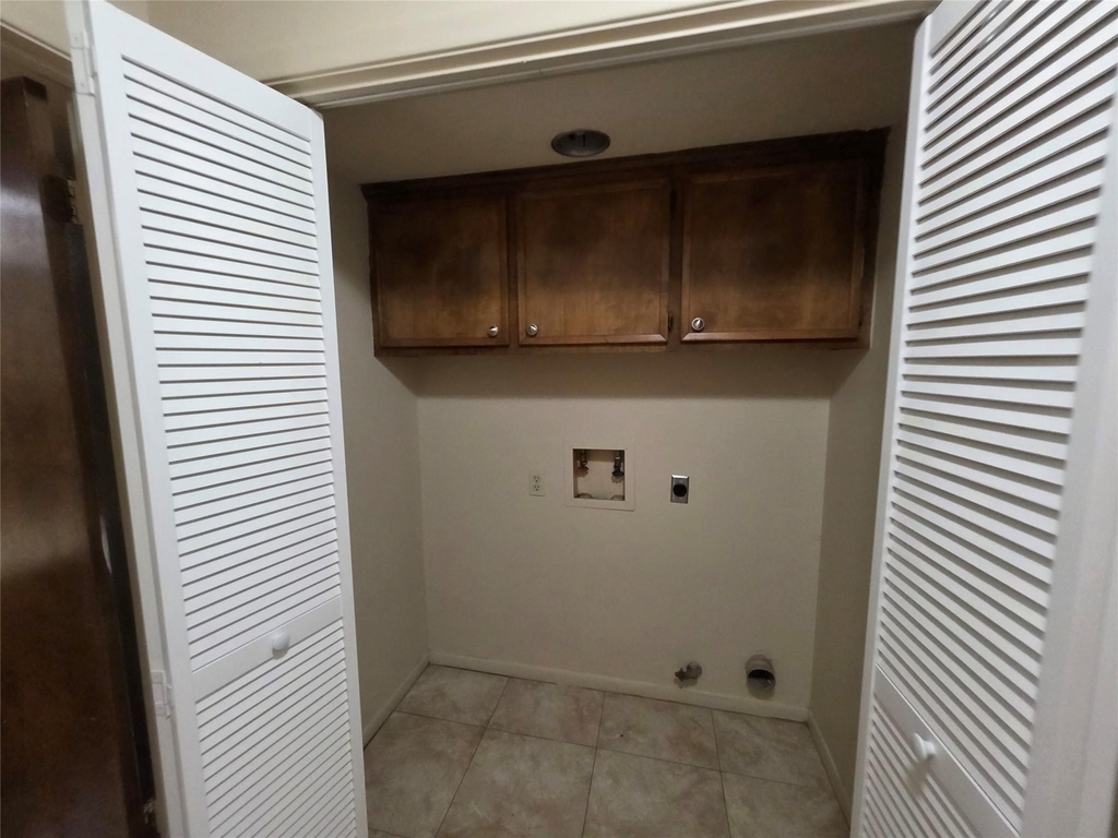 1615 Hazelwood Street - Photo 8