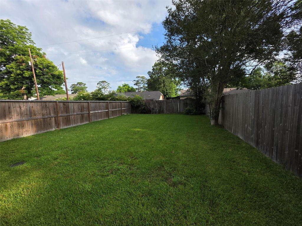 1615 Hazelwood Street - Photo 12