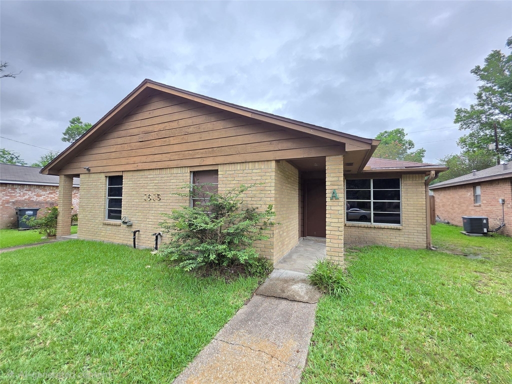 1615 Hazelwood Street - Photo 11