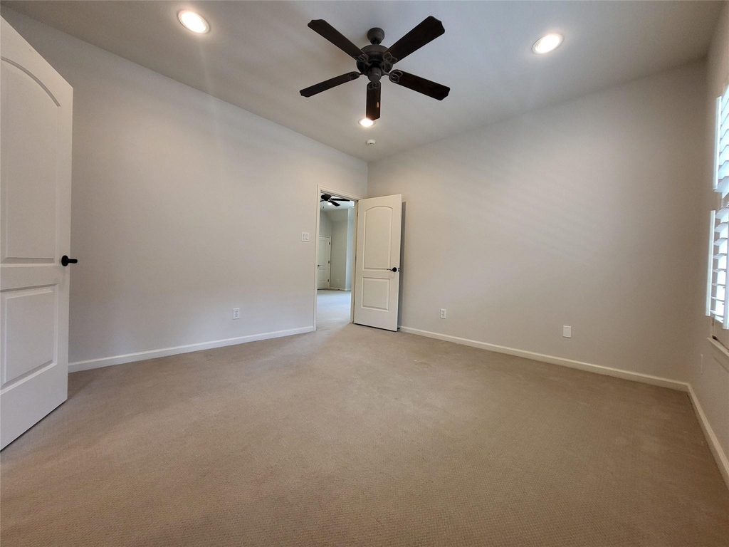 8811 Van Allen Drive - Photo 26