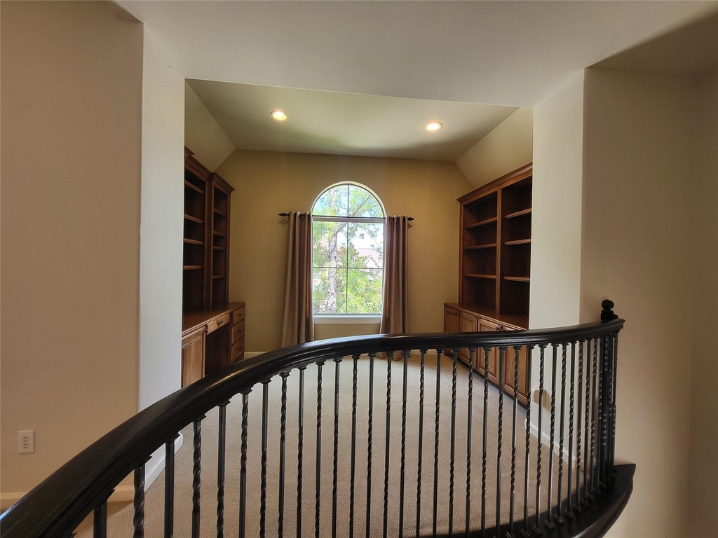8811 Van Allen Drive - Photo 18