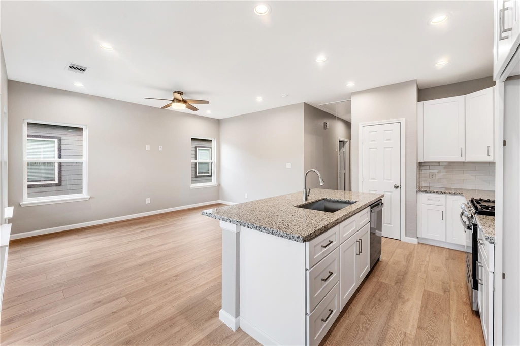 5218 Jezebel Street - Photo 5