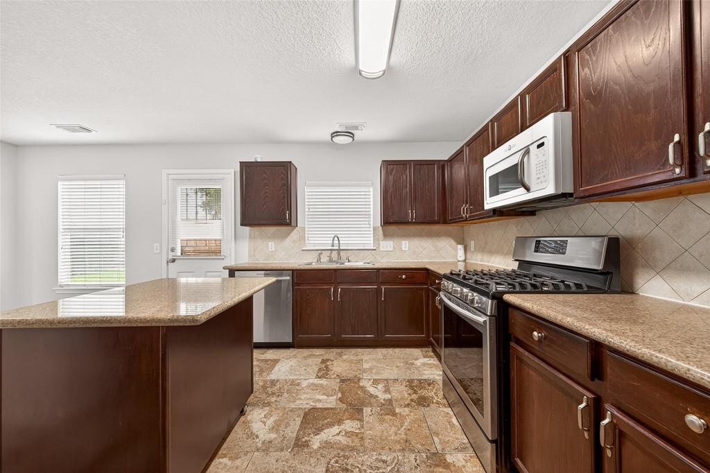 15007 Sugar Sands Drive - Photo 18