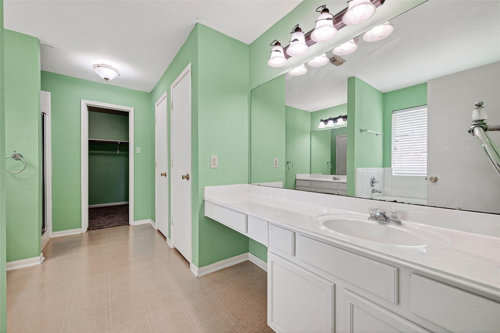 16102 Flatridge Court - Photo 25
