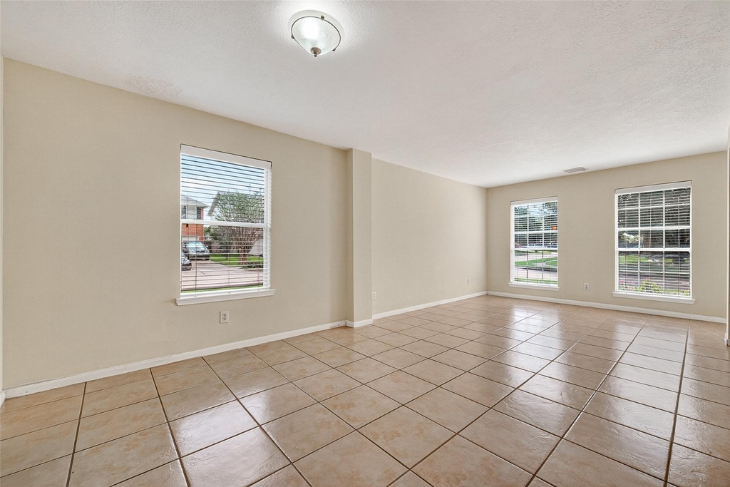 16102 Flatridge Court - Photo 8