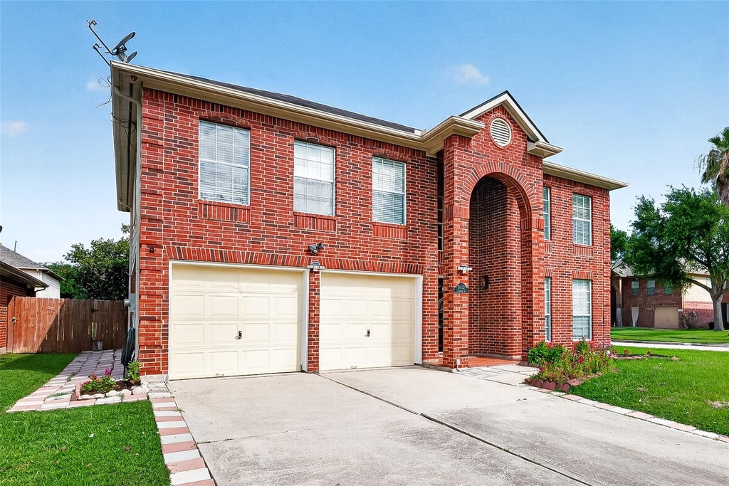 16102 Flatridge Court - Photo 1
