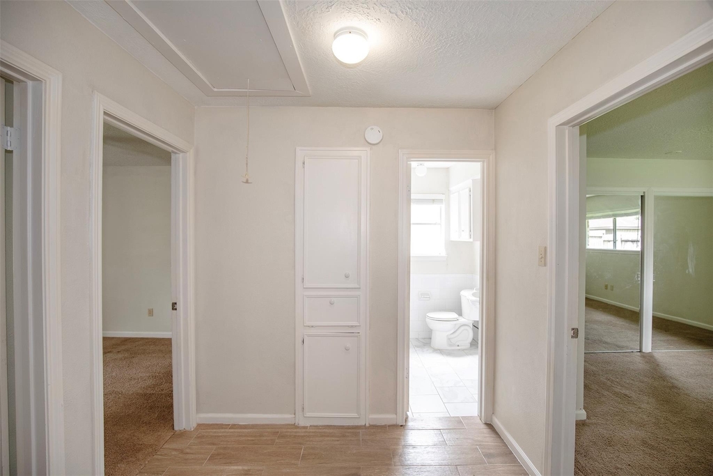 15106 Silverman Street - Photo 21