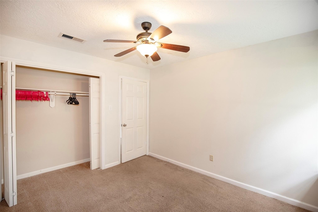15106 Silverman Street - Photo 26