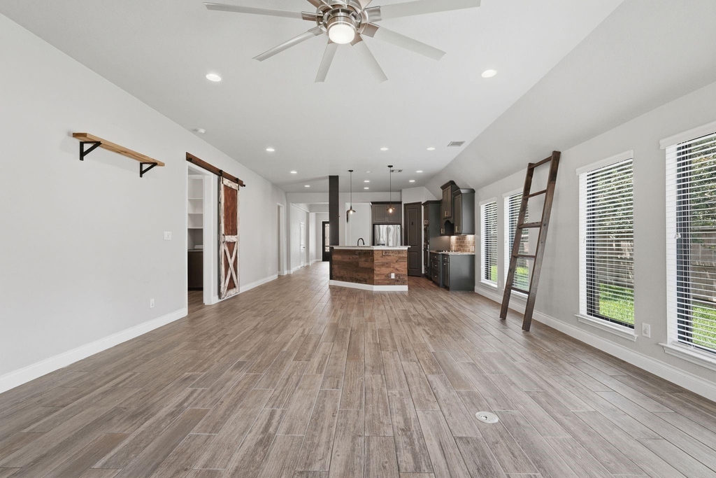 103 Boarsmen Court - Photo 14