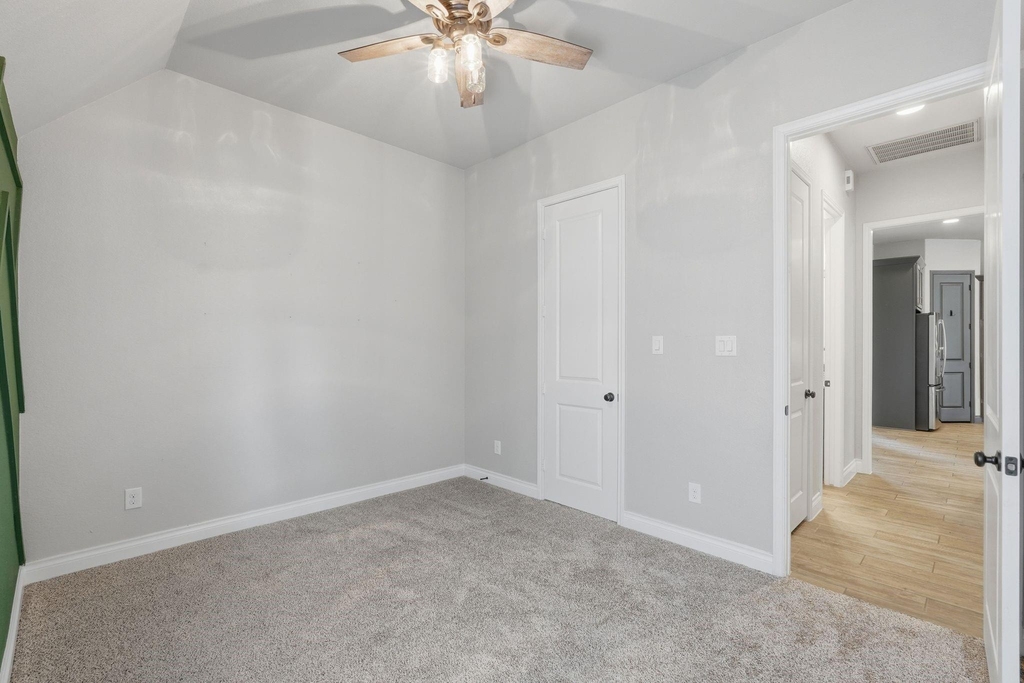 103 Boarsmen Court - Photo 31