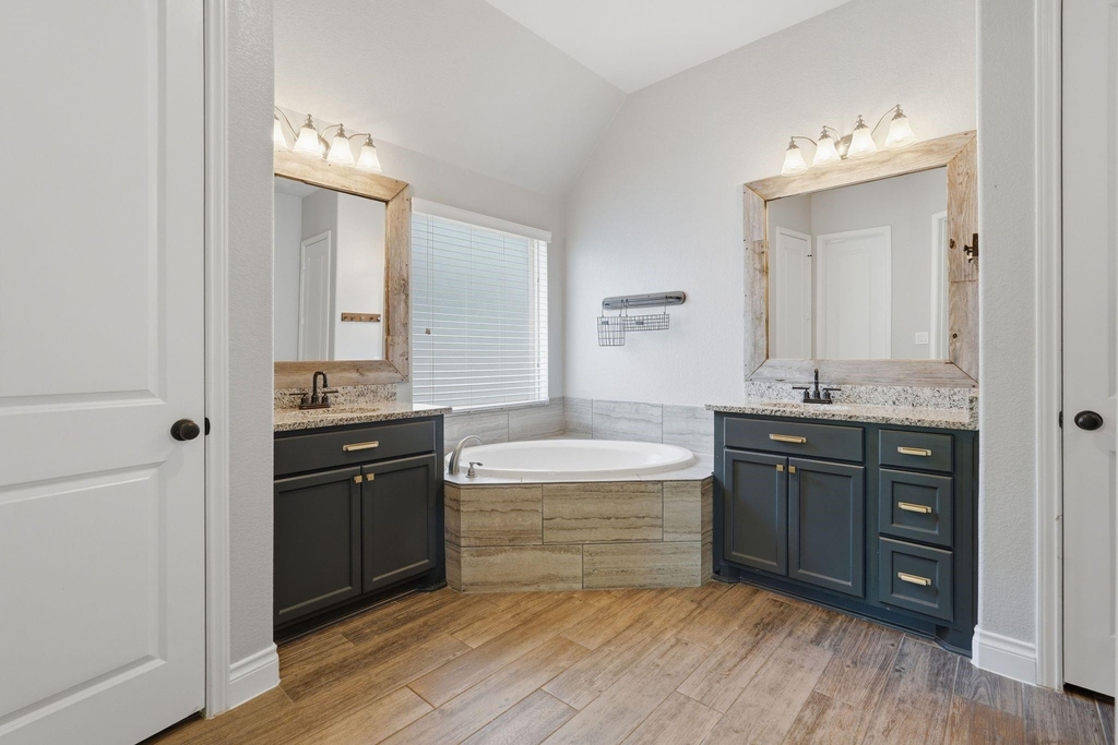 103 Boarsmen Court - Photo 21