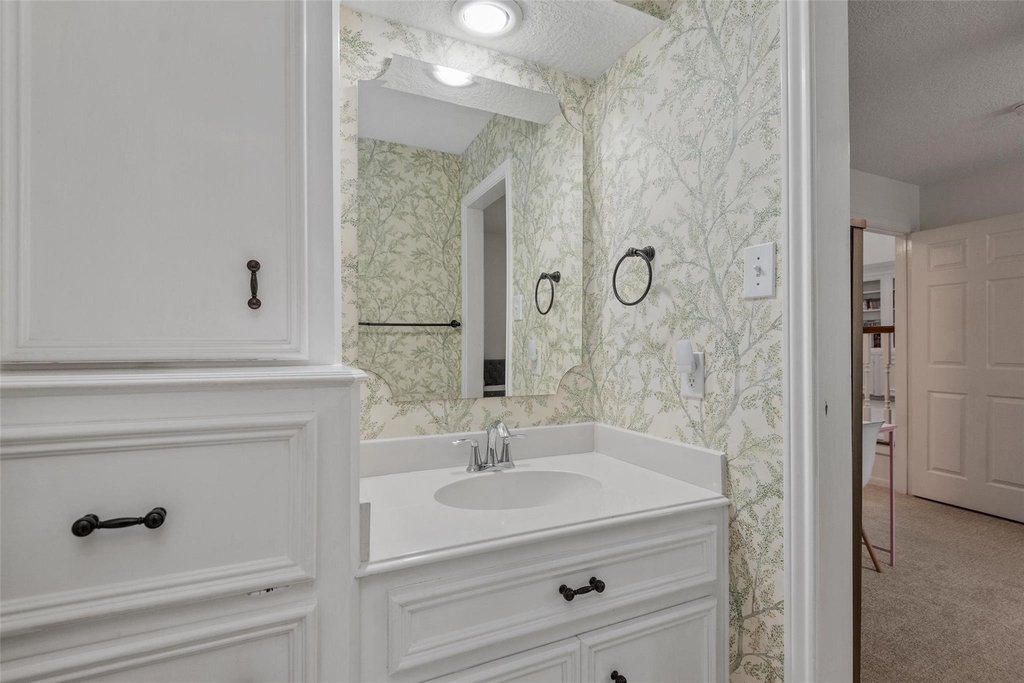 1811 Wild Plum Court - Photo 29