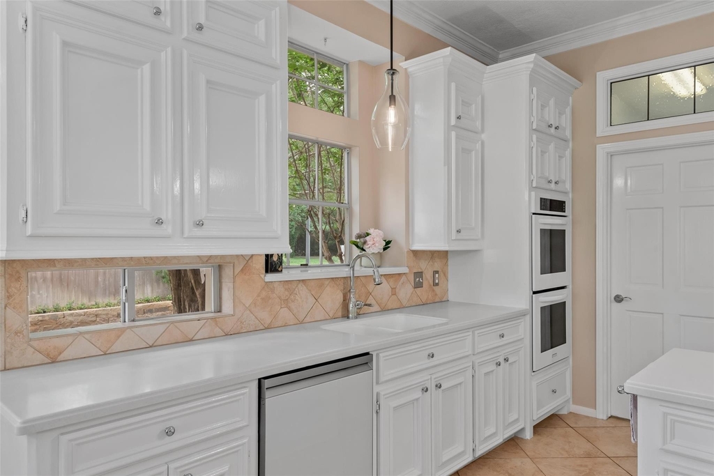1811 Wild Plum Court - Photo 13