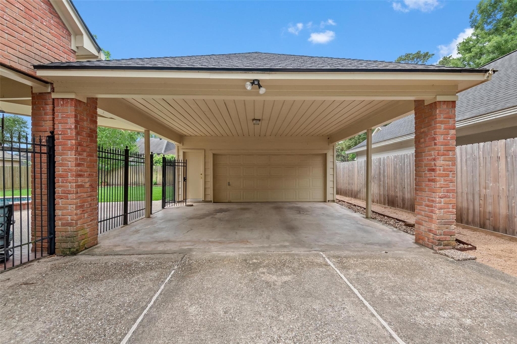 1811 Wild Plum Court - Photo 42