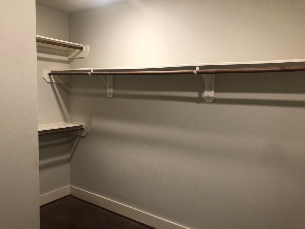 5514 Larkin Street - Photo 6
