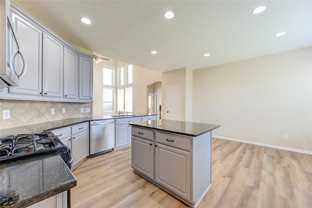 6027 Mystic Berry - Photo 8