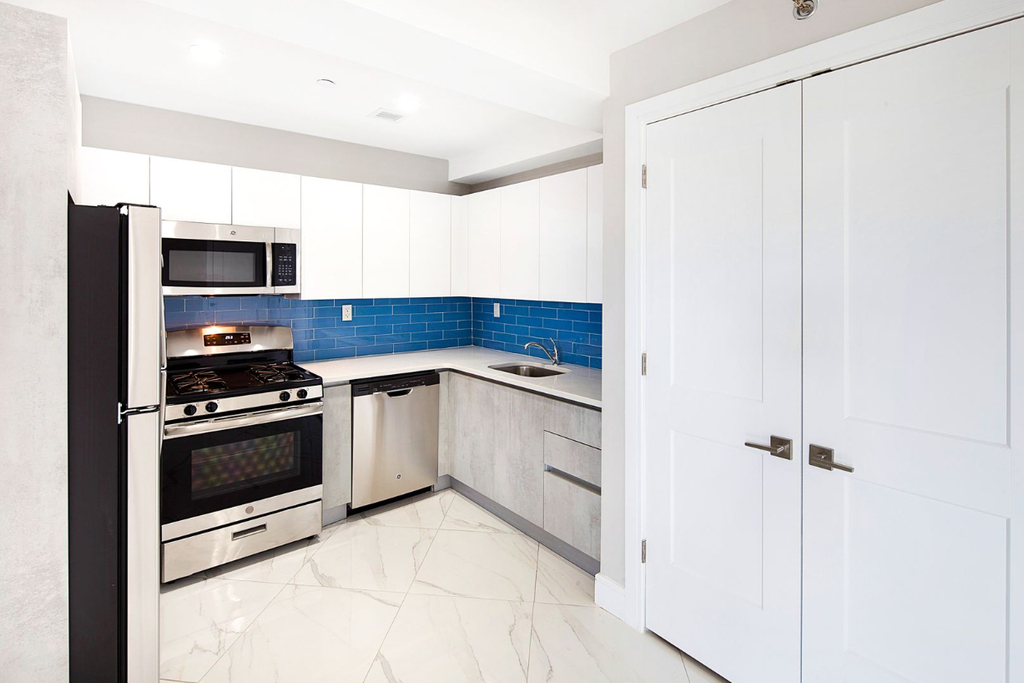 177-30 Wexford Terrace - Photo 2