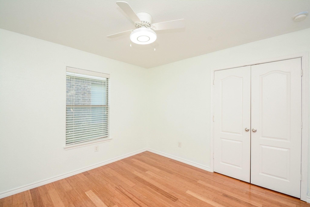 15407 Key Crest Lane - Photo 17