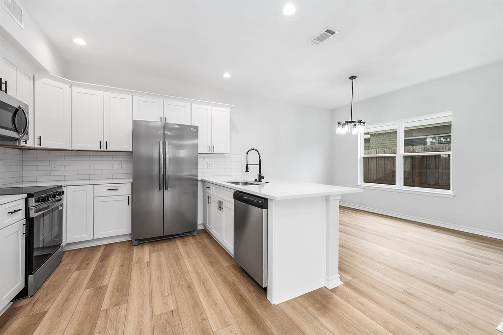 785 Fortune Street - Photo 4