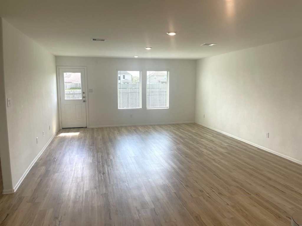 405 Maple Bend Lane - Photo 1