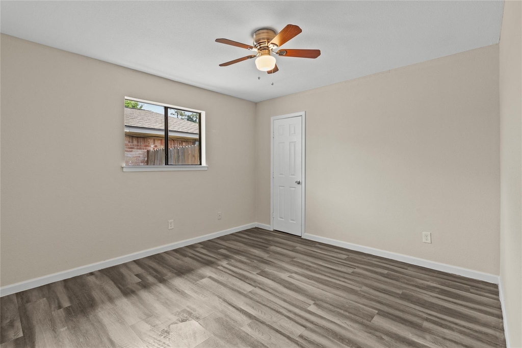 5026 Fitzwater Drive - Photo 10