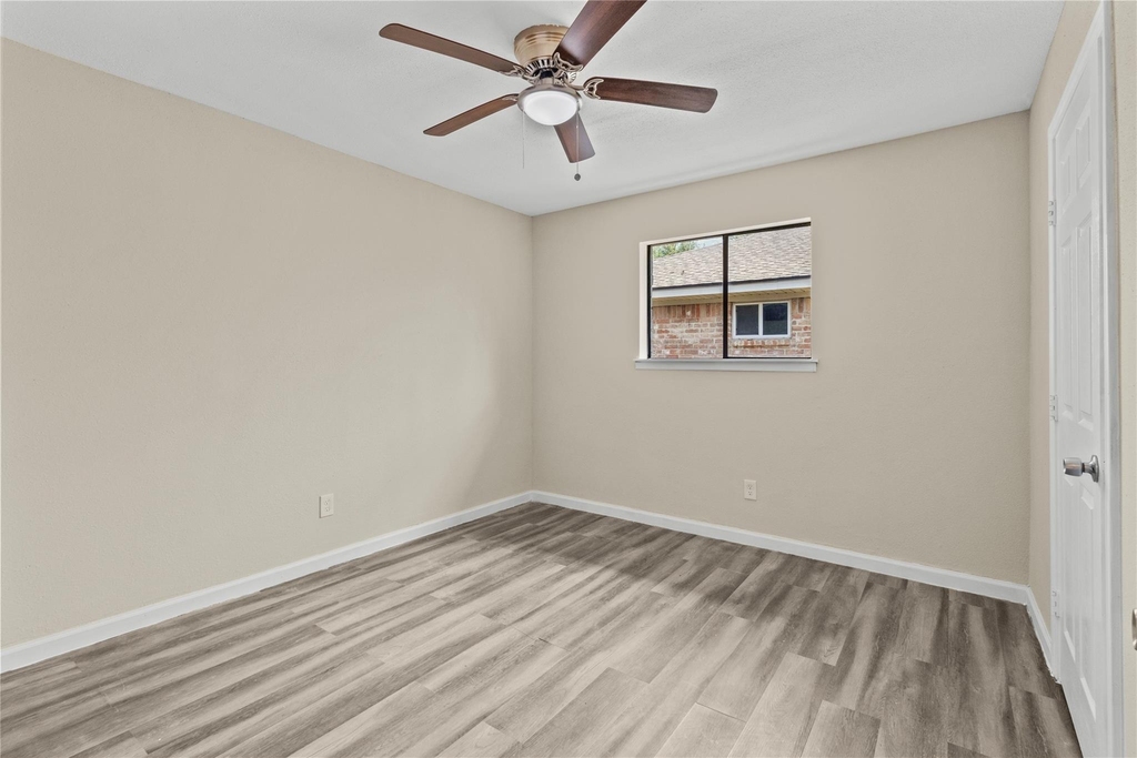 5026 Fitzwater Drive - Photo 9