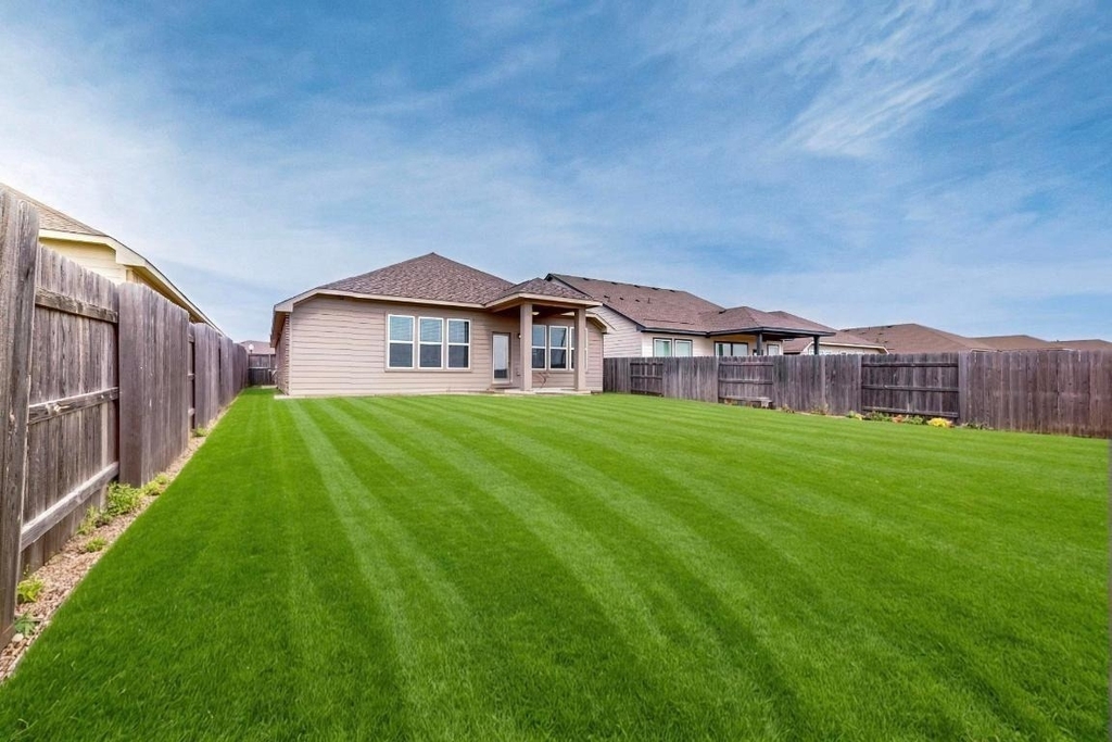 113 Thurston Drive - Photo 29