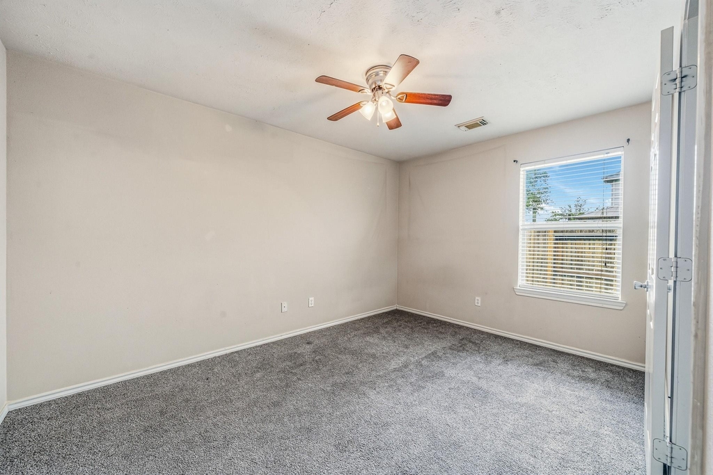 7107 Piney Meadow Court - Photo 18