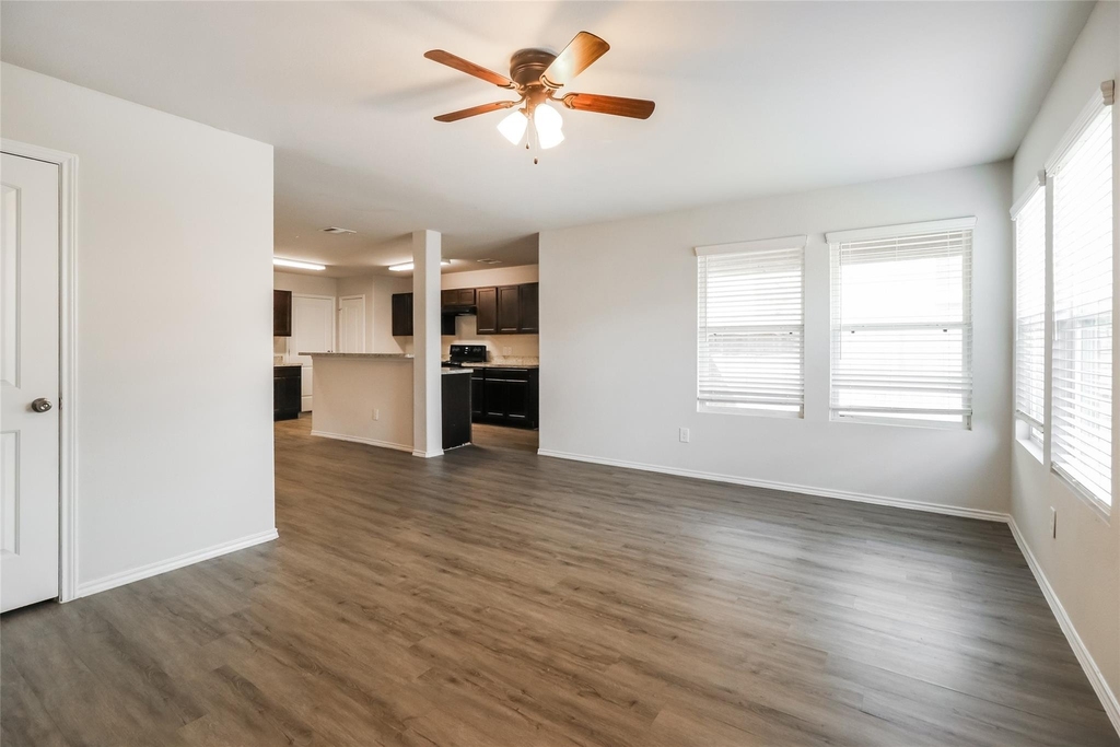 13907 Westfield Drive - Photo 2