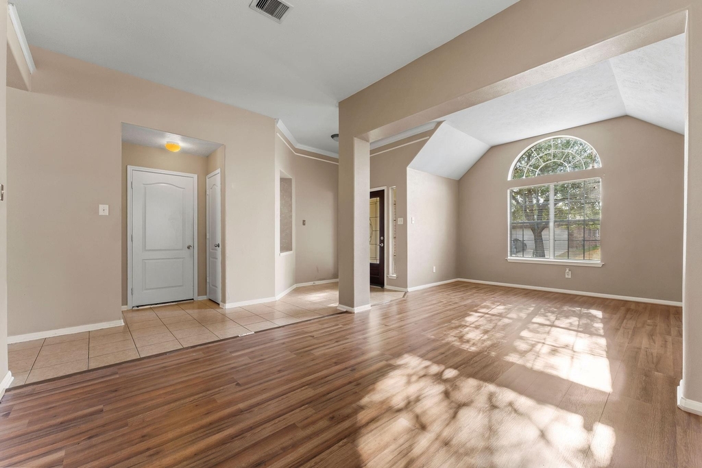 30218 Deleon Fields Drive - Photo 6