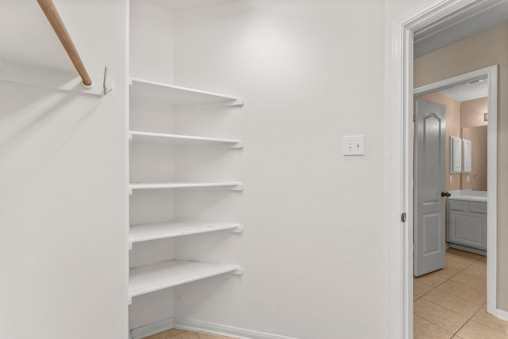 30218 Deleon Fields Drive - Photo 21