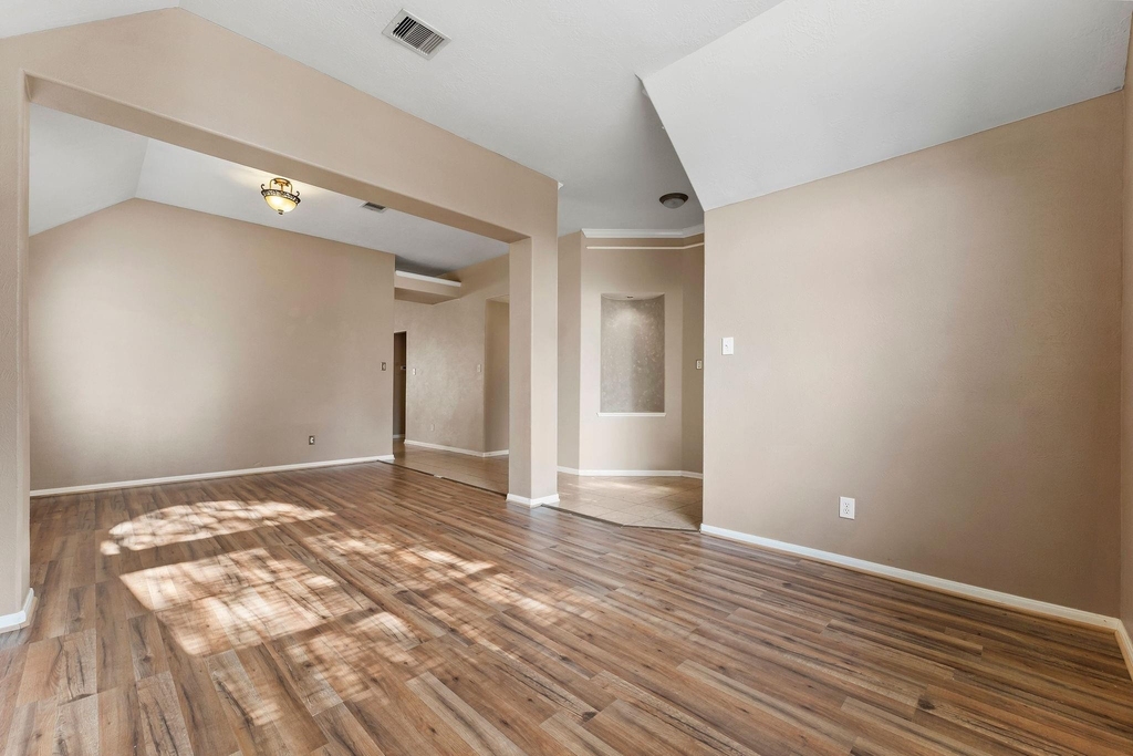 30218 Deleon Fields Drive - Photo 8
