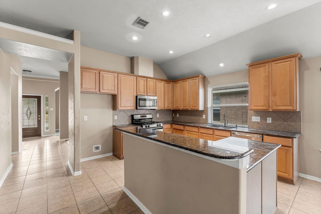 30218 Deleon Fields Drive - Photo 14