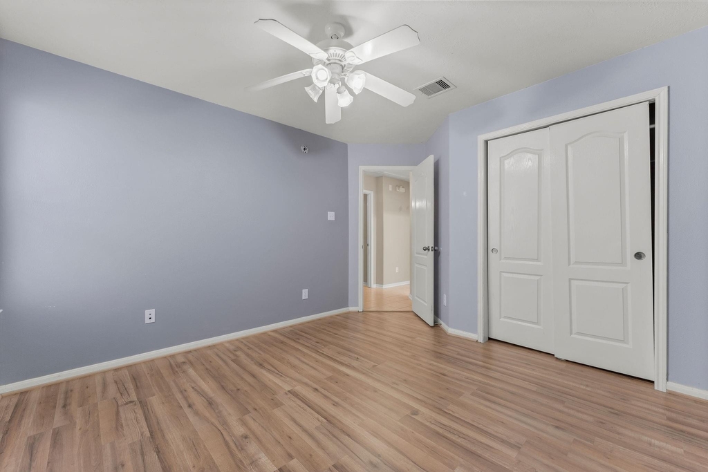 30218 Deleon Fields Drive - Photo 33