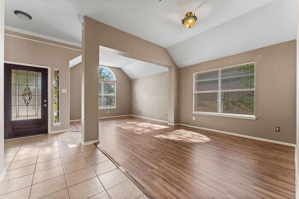 30218 Deleon Fields Drive - Photo 5