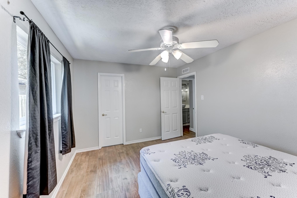 24010 Palo Dura Drive - Photo 20